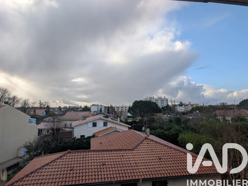 Appartement - 87 m² - 4 pièces