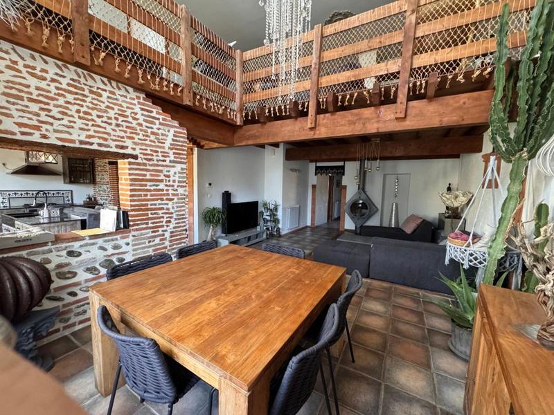 Maison de ville - 240 m² - 7 pièces