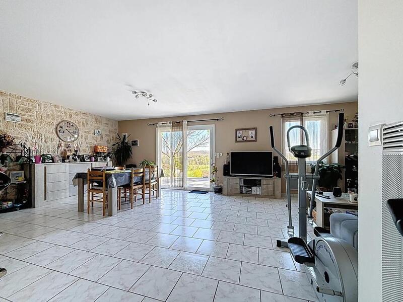 Maison - 120 m² - 6 pièces