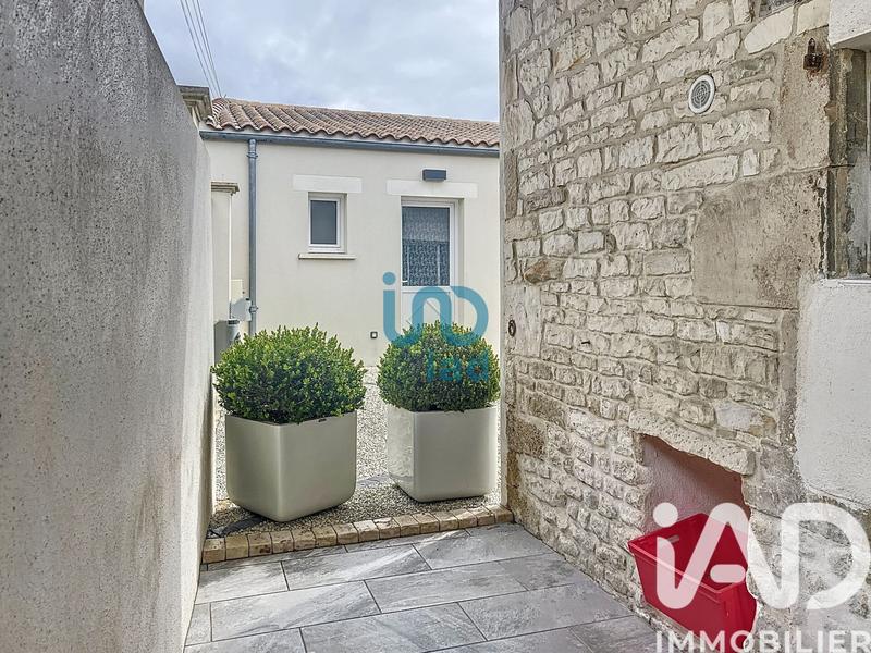 Maison - 212 m² - 8 pièces