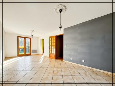 Maison - 70 m² - 5 pièces