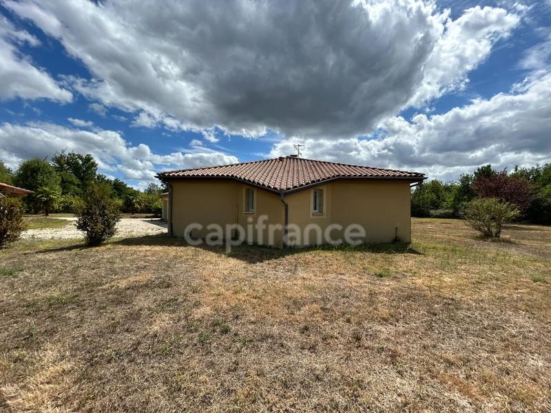 Maison - 170 m² - 10 pièces