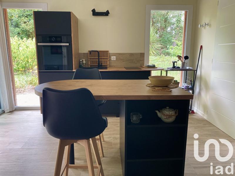 Maison - 245 m² - 7 pièces