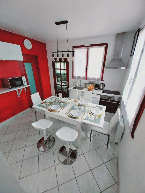 Maison - 87 m² - 6 pièces