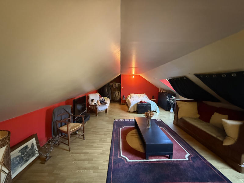 Maison - 110 m² - 5 pièces