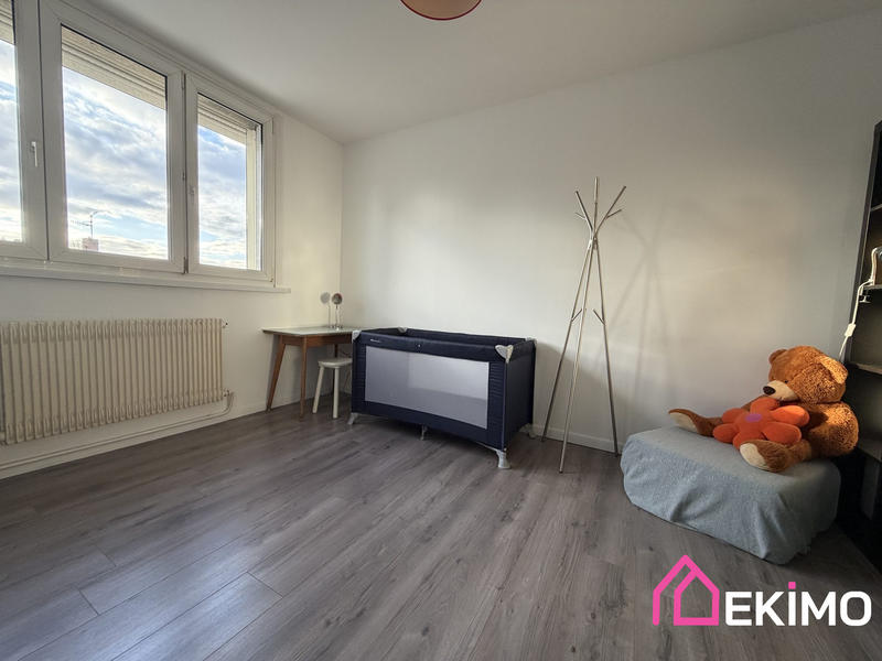 Maison - 170 m² - 8 pièces