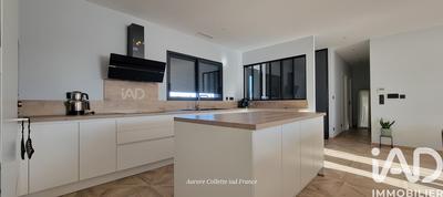 Maison - 102 m² - 4 pièces