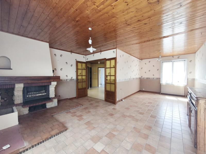Maison - 99 m² - 5 pièces