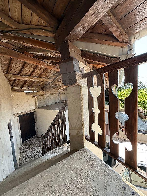 Maison - 270 m² - 7 pièces