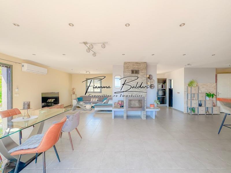Villa - 175 m² - 7 pièces
