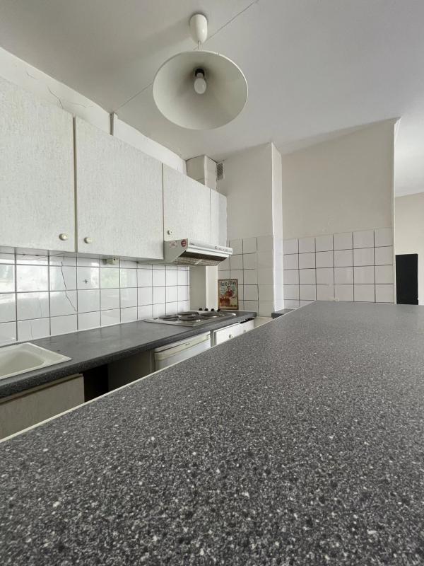 Studio - 25 m² - 1 pièce