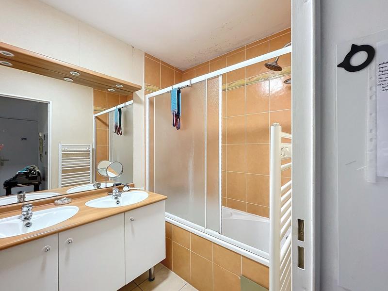 Appartement - 80 m² - 5 pièces