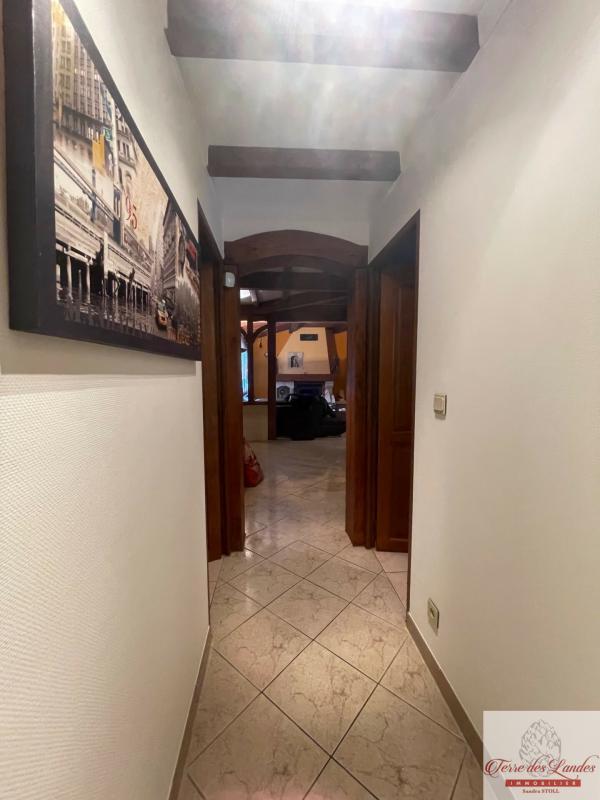 Maison - 180 m² - 8 pièces