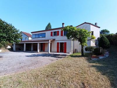 Maison - 133 m² - 5 pièces