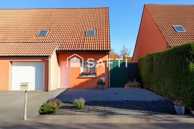 Maison - 88 m² - 4 pièces