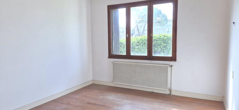 Maison - 180 m² - 6 pièces