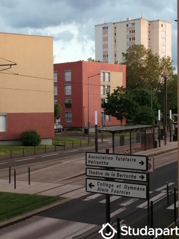 Chambre - 10 m² - 1 pièce