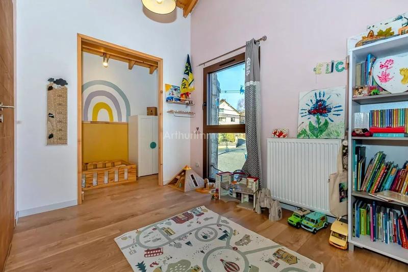 Maison - 140 m² - 4 pièces