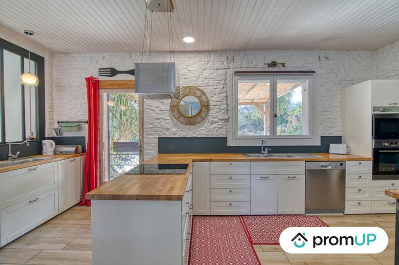 Villa - 190 m² - 4 pièces