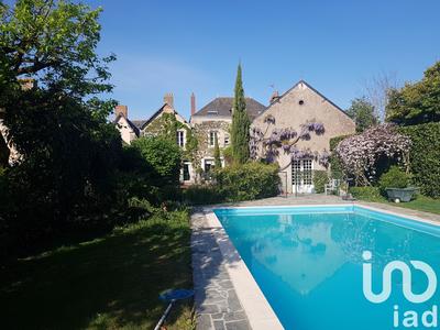 Maison - 216 m² - 13 pièces