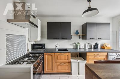 Appartement - 80 m² - 4 pièces