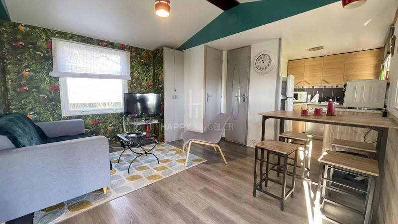 Propriété - 355 m² - 14 pièces