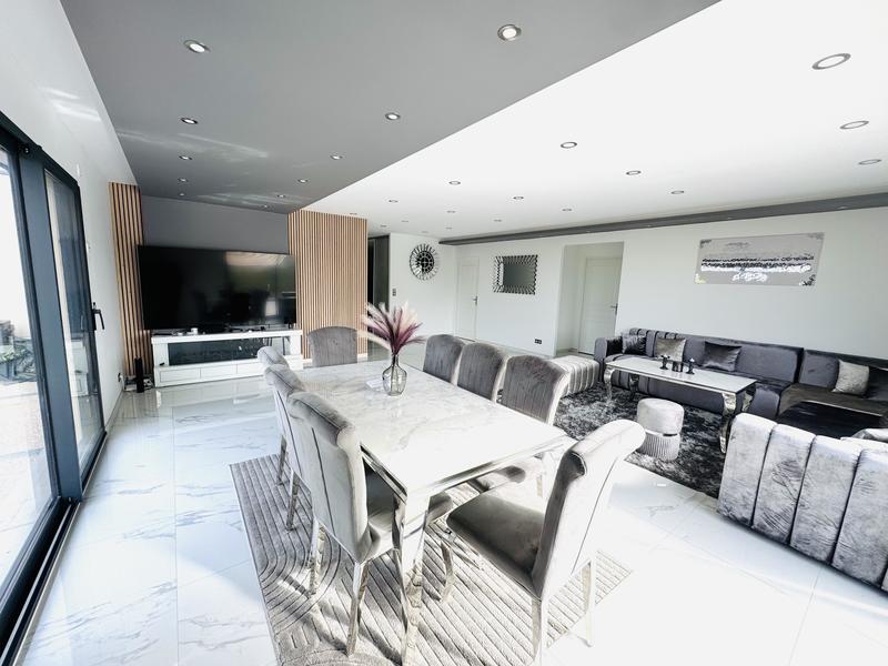 Villa - 150 m² - 5 pièces