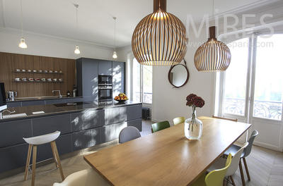 Appartement - 95 m² - 5 pièces