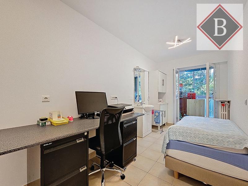 Appartement - 95 m² - 4 pièces