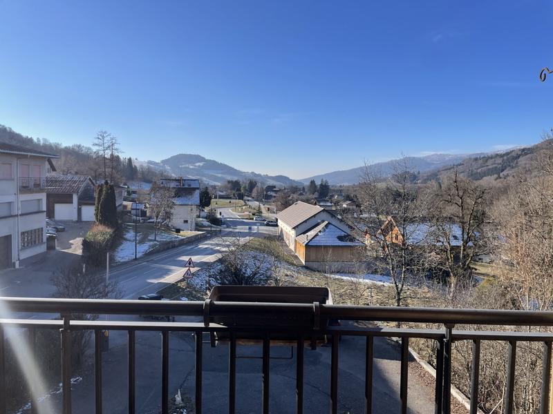 Appartement - 90 m² - 3 pièces