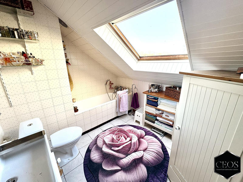 Maison - 180 m² - 8 pièces