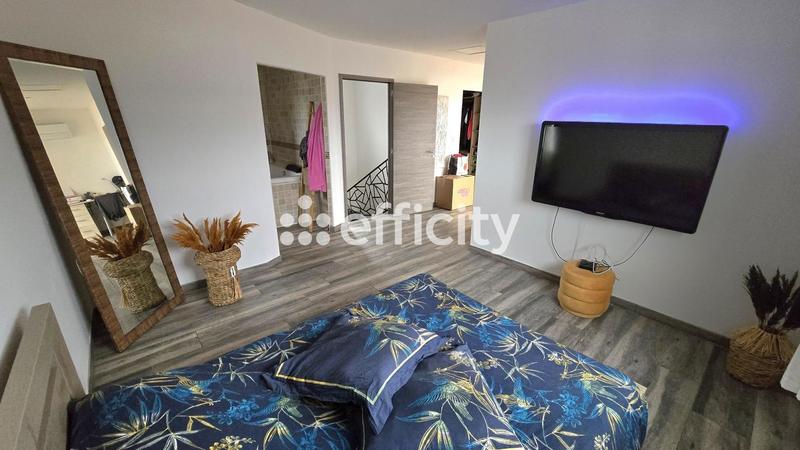 Villa - 181 m² - 6 pièces