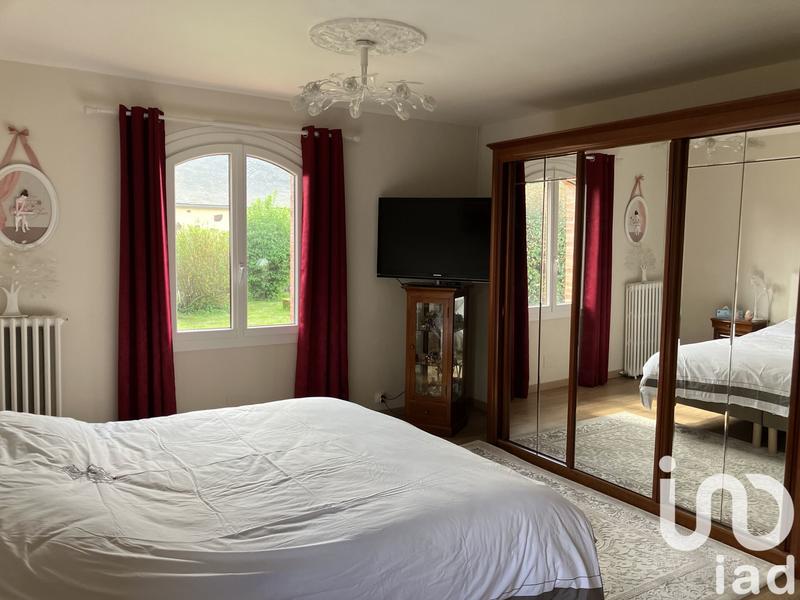 Maison - 233 m² - 7 pièces