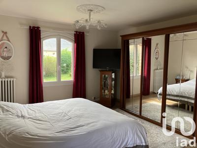 Maison - 233 m² - 7 pièces