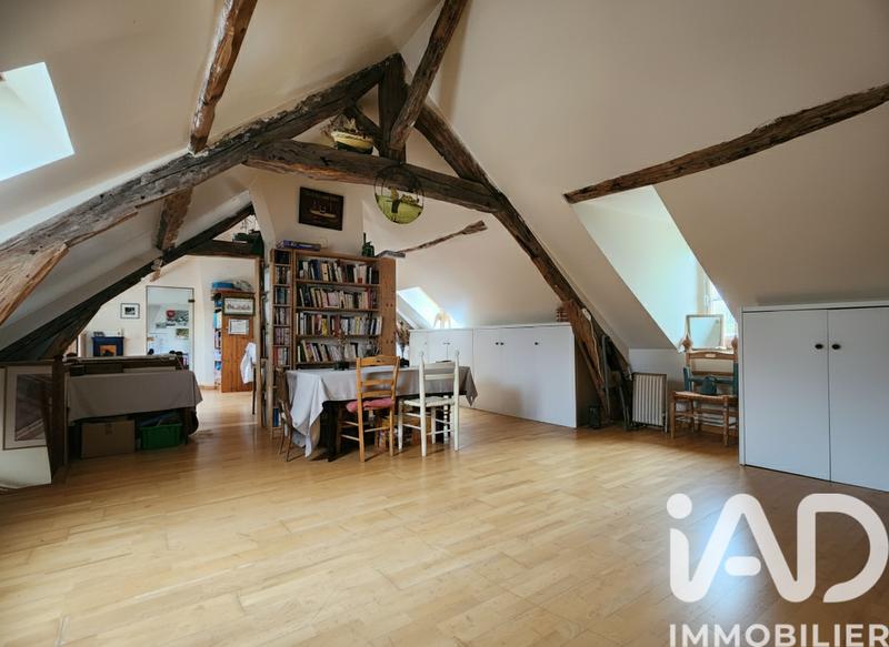 Maison - 280 m² - 9 pièces