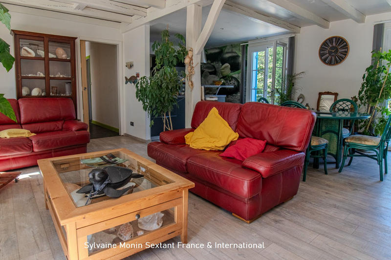 Maison - 171 m² - 6 pièces