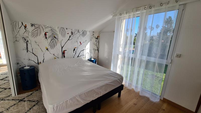 Maison - 252 m² - 9 pièces