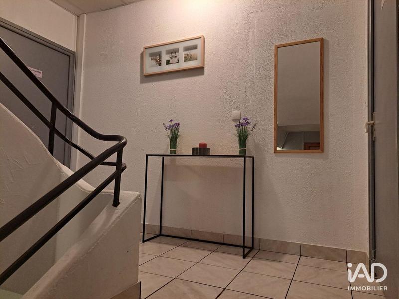 Local commercial - 1 900 m²