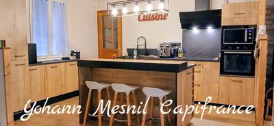 Maison - 170 m² - 9 pièces