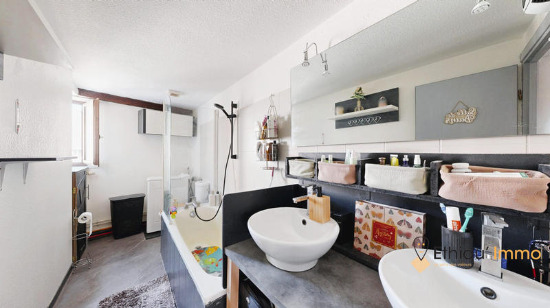 Duplex - 101 m² - 5 pièces