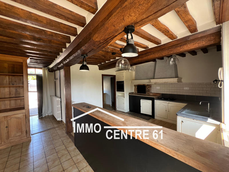 Maison - 218 m² - 8 pièces