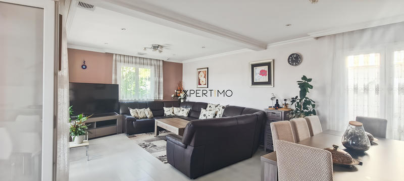 Villa - 183 m² - 6 pièces