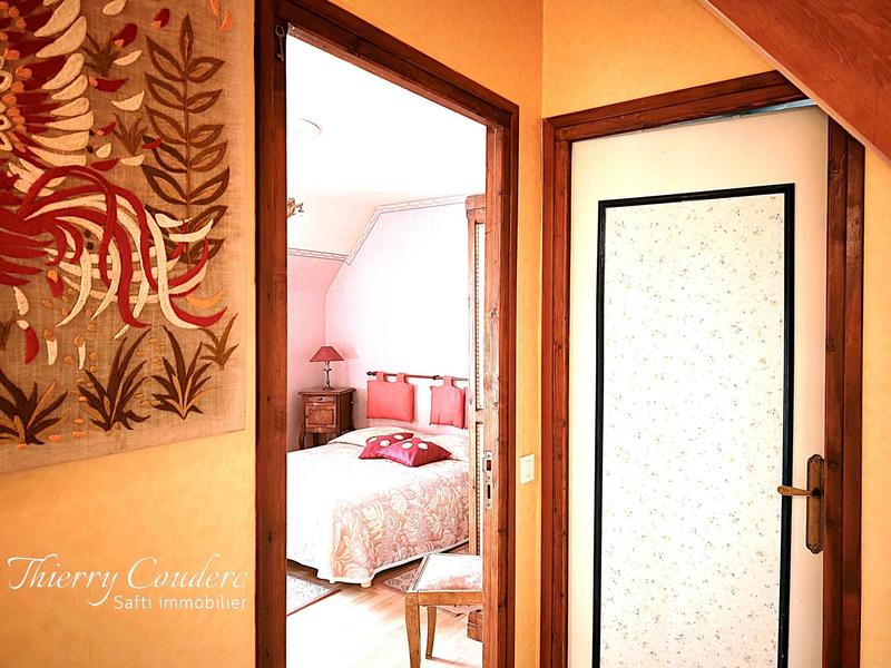 Maison - 170 m² - 7 pièces