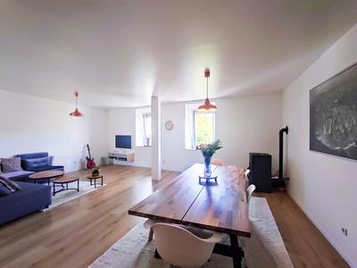 Appartement - 85 m² - 4 pièces