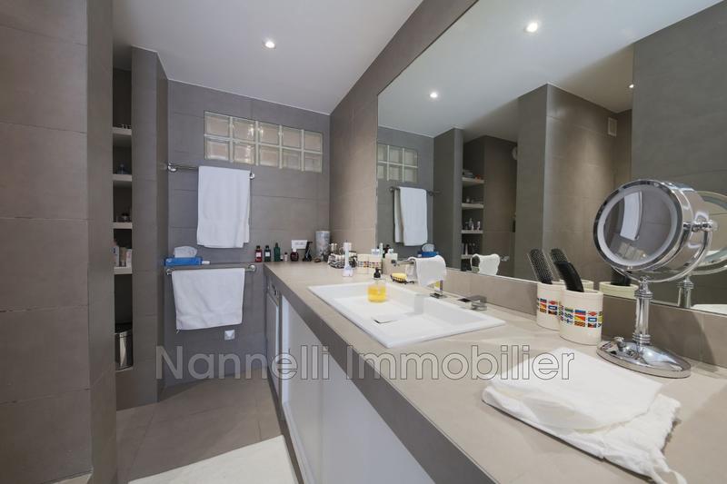 Appartement - 93 m² - 3 pièces