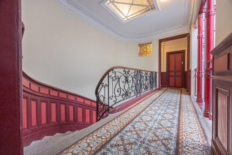 Appartement - 170 m² - 5 pièces