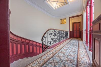 Appartement - 170 m² - 5 pièces