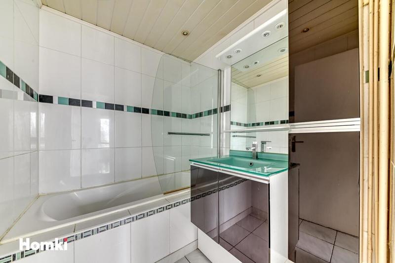 Appartement - 76 m² - 4 pièces