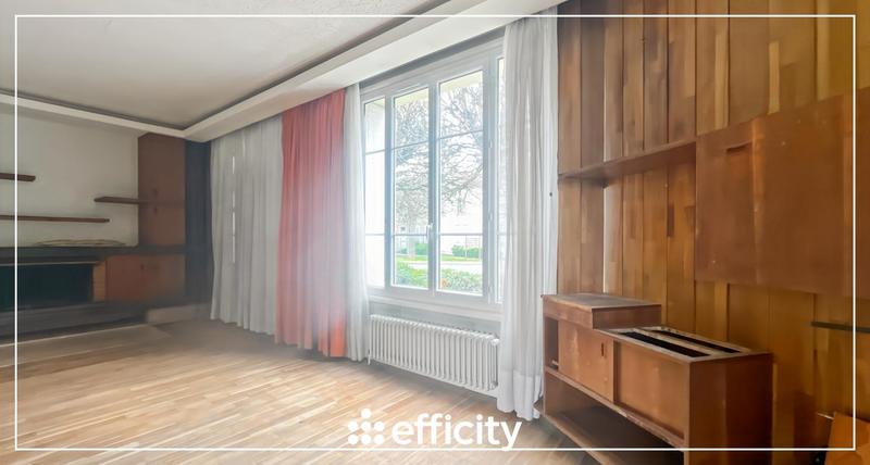 Maison bourgeoise - 261 m² - 13 pièces