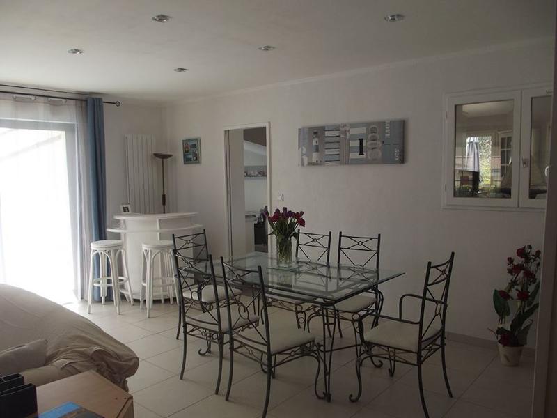 Maison traditionnelle - 165 m² - 6 pièces